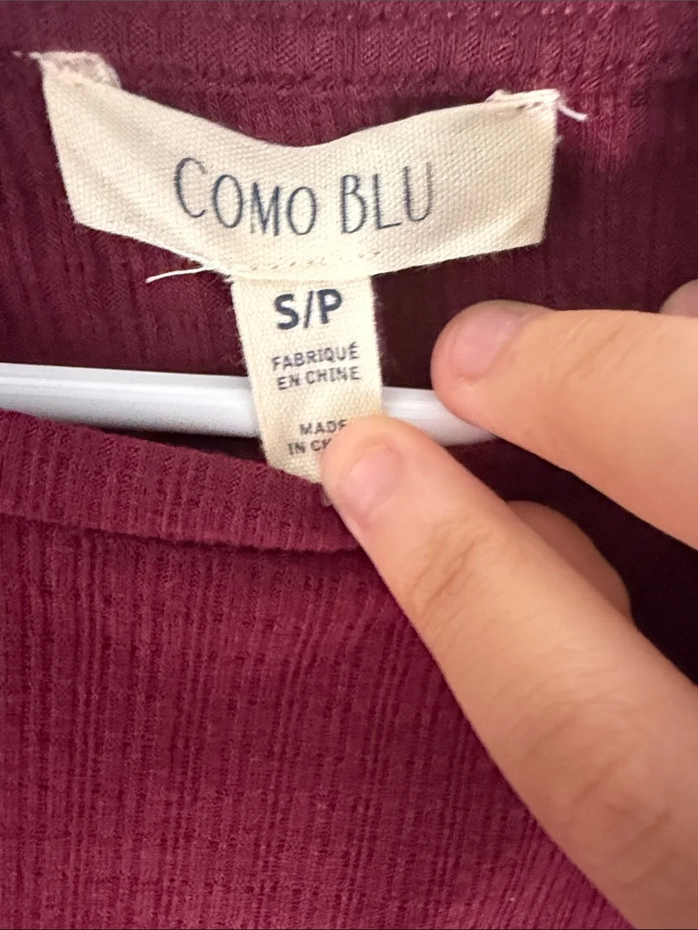 Como Blu burgundy plum comfy open cut short sleeves knotted front hem top